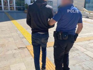 Elazığ’da Oto Hırsızı Yakalandı