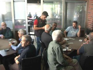 Kahvehanede Polis Denetimi Sırasında Sigara İçtiler, Cezayı Yediler