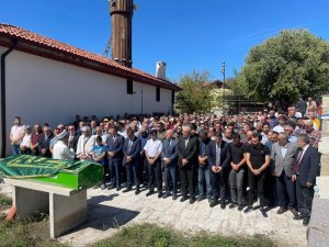 Hayatını Kaybeden Muhtar Son Yolculuğuna Uğurlandı