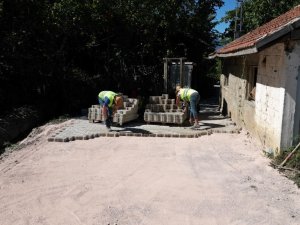 İ̇negöl’ün Mahalleleri Parke Taşlarıyla Kaplanıyor