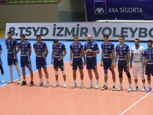 8. Tsyd İ̇zmir Voleybol Turnuvasında İlk Gün Tamamlandı