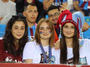 Uefa Avrupa Ligi: Trabzonspor: 1 - Kızılyıldız: 0 (İ̇lk Yarı)