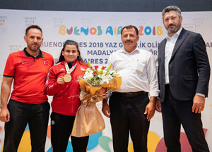 Dilara Narin Olimpiyatevi’nde Yapılan Tören ile Altın Madalyasını Teslim Aldı