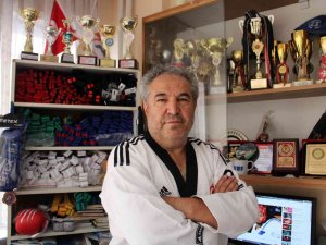 Tekvando 7. Dan Derecesine Sahip Olan Teknik Direktör Şahin’in Başarılı Hikayesi İlgi Çekiyor