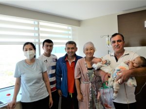 Çapraz Nakil Kırgızistanlı 2 Aileyi Antalya’da Birbirine Bağladı