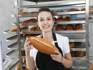 Ağrı’da Öğrenciler Günlük 10 Bin Ekmek Üretecek