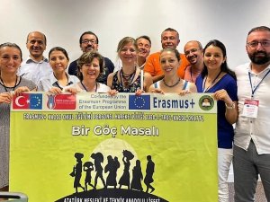 Denizli Atatürk Mtal Öğretmenleri Viyana’ya Çıkartma Yaptı