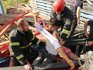 İ̇skele Demirlerini Çalmak İstedi, Bin Pişman Oldu