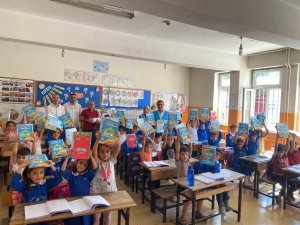 Siirt Belediyesi’nden, 2 Bin 500 Öğrenciye Eğitim Seti Hediyesi