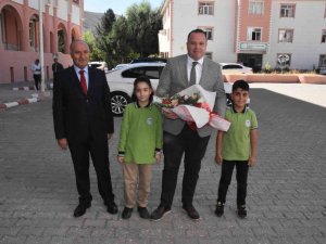 Bitlis’te İ̇lköğretim Haftası Kutlandı