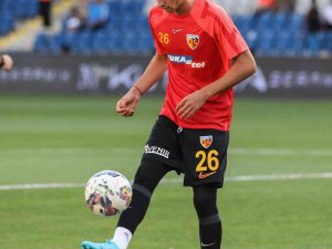 Kayserispor’da 3 Futbolcu Milli Takımlara Davet Edildi