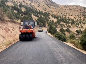 Van Büyükşehir Belediyesinden Gevaş’a 8.5 Kilometrelik Asfalt Yol
