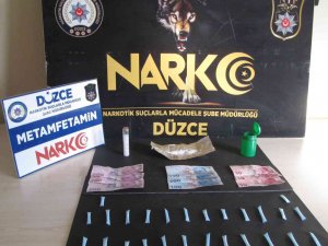 Uyuşturucu Tacirleri Polise Yakalanmamak İçin Bunu Da Yaptı