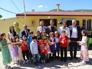 Öğretmenin Çağrısı Okulu Baştan Sona Yeniletti