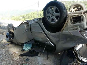 Takla Atan Otomobilin Sürücüsü Yaralı Kurtuldu