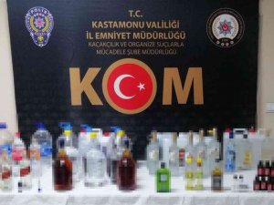 Kastamonu Polisinden Sahte Alkol Üreten Şahıslara Eş Zamanlı Operasyon