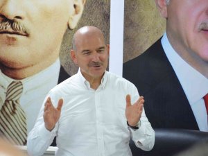 Bakan Soylu: "Bir Tane Masada Toplanmışlar, Örtü Altından Birbirlerini Bıçaklıyorlar"