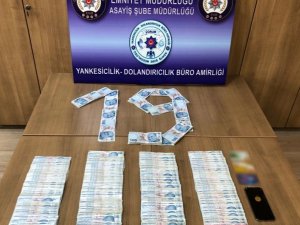 Kendisini Polis Olarak Tanıtan Zanlı Yaşlı Kadını 90 Bin Lira Dolandırdı