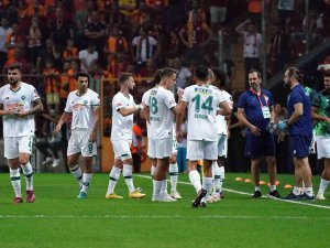 Spor Toto Süper Lig: Galatasaray: 1 - Konyaspor: 1 (İ̇lk Yarı)