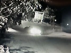 Kontolden Çıkan Otomobil Karşı Şeride Geçip Takla Attı...o Anlar Kameralara Yansıdı