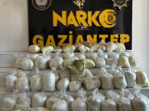 Boruların İçine Gizlenmiş 128 Kilo 900 Gram Toz Esrar Ele Geçirildi