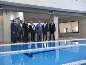 İ̇lçeye Yarı Olimpik Yüzme Havuzu Yapıldı