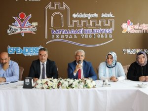 Güder, Ak Parti Battalgazi Kadın Kolları Mahalle Başkanlarıyla Buluştu