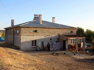 Dışardan Sıradan Bir Ev Gibi Görülüyor, İçerisinde 2 Asırlık Tarih Yatıyor