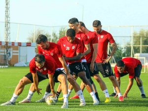 Samsunspor İle Sakaryaspor 32. Randevuya Çıkıyor