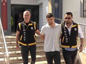 Yüzlerce Kişinin Gözü Önünde Yaşanan Olayın Sebebi Dehşete Düşürdü