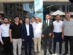 Siyasileri Ve Hukukçuları Buluşturan Açılış