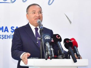 Adalet Bakanı Bekir Bozdağ: “7’li Masa Da 7 Düvel De Türkiye’nin Gelişmesine Ve Tayyip Erdoğan’a Karşı”