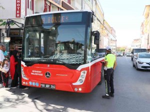 Aksaray’da Toplu Taşıma Araçları Denetleniyor