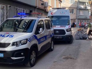 Bursa’da 3 Katlı Binada Yangın: 1 Kişi Ağır Yaralandı