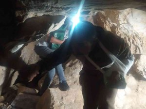 Düşüp Yaralandığı Mağarada Mahsur Kalan Adam Jandarma Ve Afad Tarafından Kurtarıldı