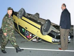 Rize'de Taksi Takla Attı