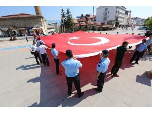 Bolu’dan Sarıkamış’a 96 M2 Dev Türk Bayrağı Gönderildi