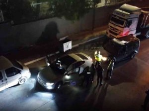 Gaziantep’te Araçlar Didik Didik Arandı, Sürücüler Sorgulandı