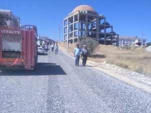 Cami İnşaatında İskele Çöktü: 4 İşçi Yaralandı