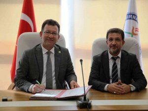 Şırnak Üniversitesi’nde Rektörlük Devir Teslim Töreni Yapıldı