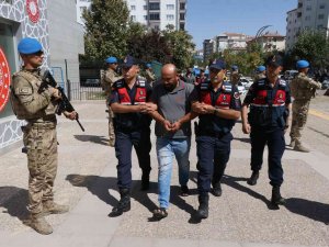 Cinayet Şüphelileri Komandolar Eşliğinde Adliyeye Sevk Edildi