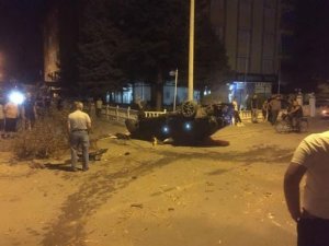 Aşırı Süratli Otomobil Takla Atarak Alev Aldı