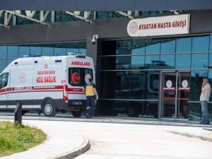 Otomobilin Çarptığı 5 Yaşındaki Çocuk Ağır Yaralandı
