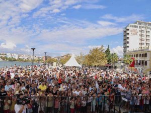 Çocuklar Festivalin Tadını Çıkardı