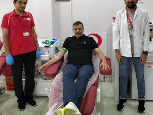 Altın Madalya Sahibi Vali Çiftçi, 36’ncı Kez Kan Bağışında Bulundu