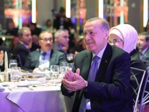 Cumhurbaşkanı Erdoğan: “Türkiye Ve Abd’nin, İki Güçlü Stratejik Ortak Ve 70 Yıllık Müttefik Olarak, Aralarında Çözemeyeceği Hiçbir Sorun Yoktur”