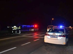 Ehliyetsiz Sürücünün Çarpıp Kaçtığı 18 Yaşındaki Kız Ağır Yaralandı
