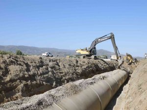 Aydın’da Sulama Boruları Döşeme İnşaatı Devam Ediyor