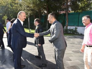 Vali Canalp, Sağlık Çalışanlarıyla Bir Araya Geldi