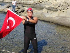 Rekortmen Yüzücü Gaziler Günü’nde Gökçeada’ya Yüzecek